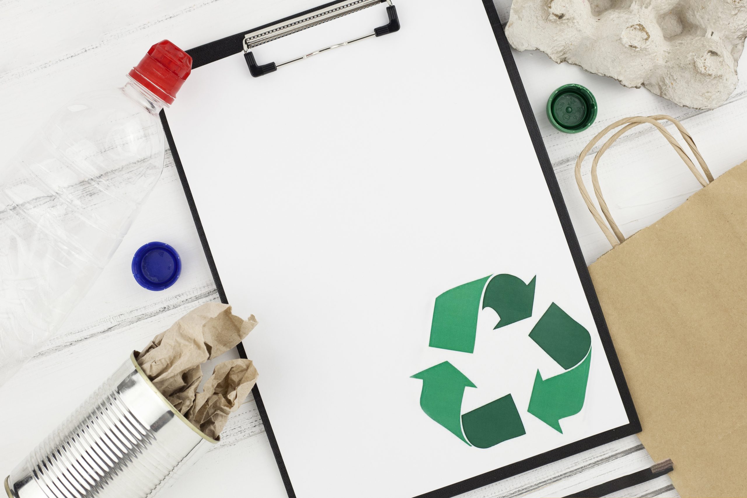 recycle-concept-with-clipboard
